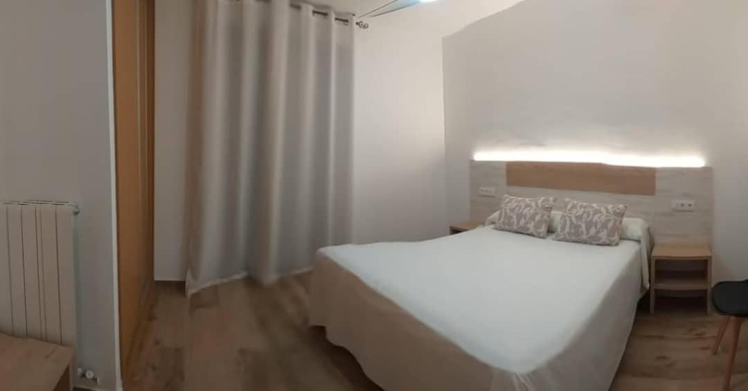 Apartamentos El Arenal Acebo Exteriör bild