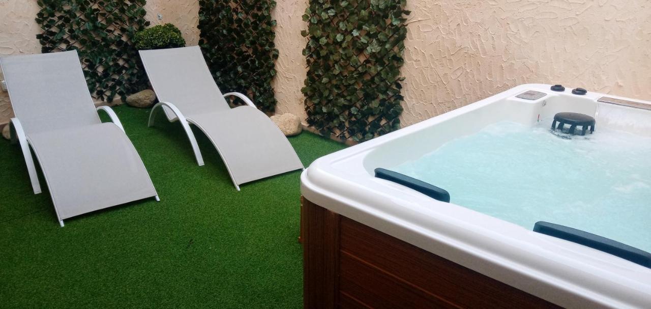 Apartamentos El Arenal Acebo Exteriör bild